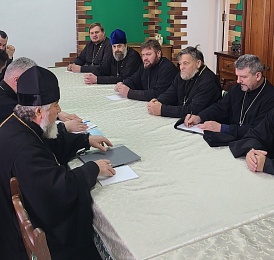 Благочинный Калинковичского округа принял участие в заседании Епархиального Совета