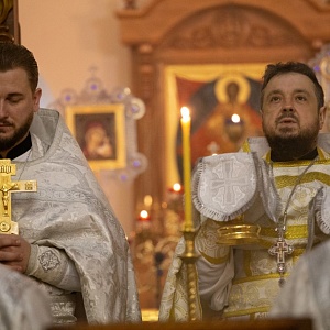 Богослужение в день памяти святителя Тихона, Патриарха Московского и всея Руси