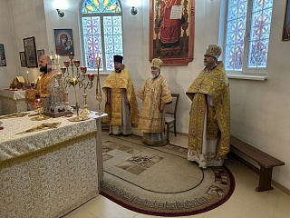 В Неделю 25-ю по Пятидесятнице правящий архиерей совершил Литургию в храме Чуда святого Архангела Михаила в аг. Домановичи