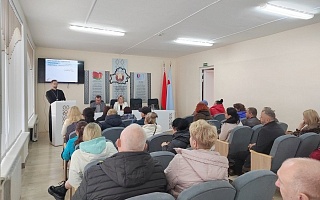 Священник принял участие в родительском собрании в Полесском государственном аграрном колледже им. В.Ф. Мицкевича